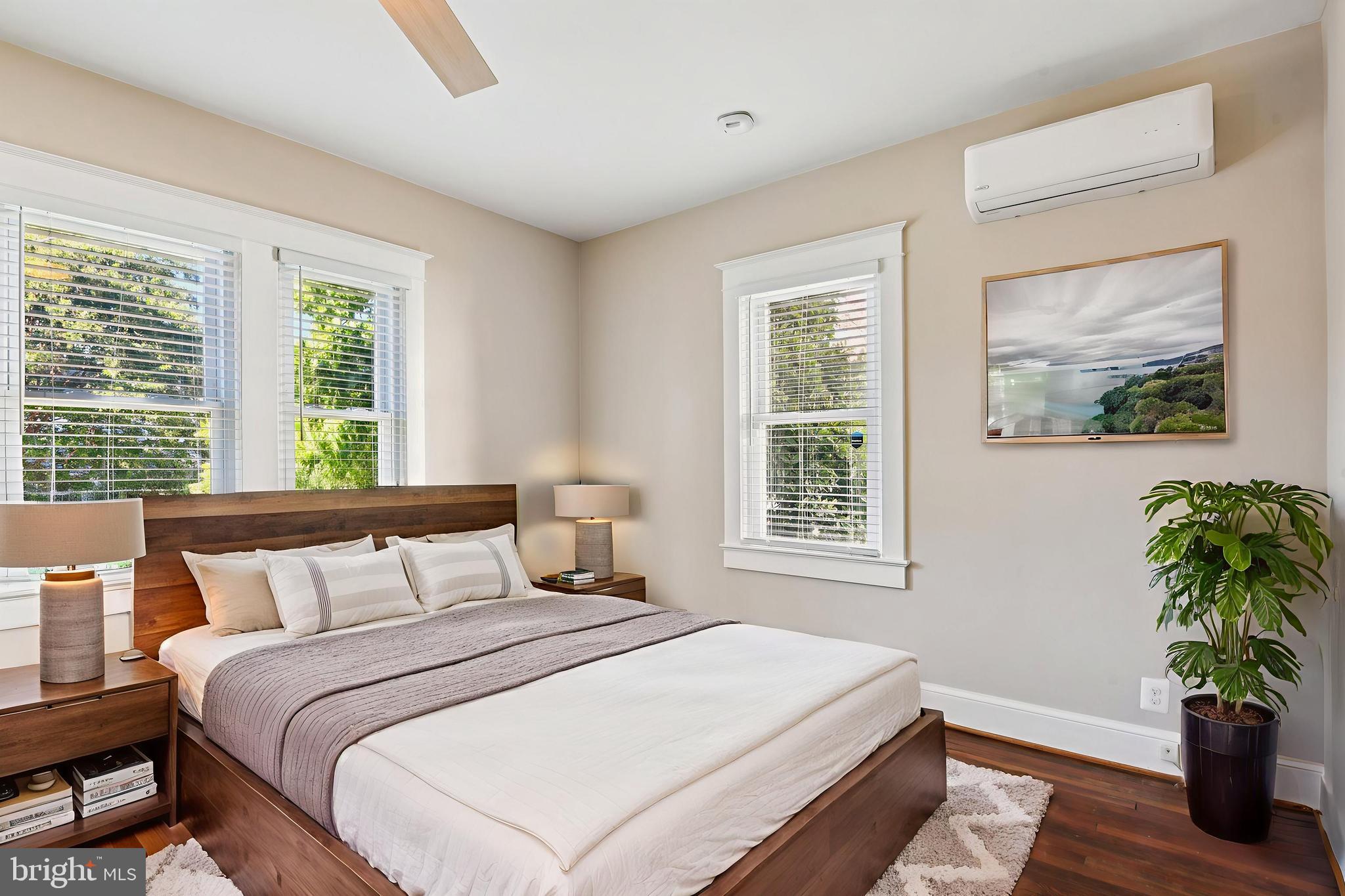 REALTY PARK - Residential