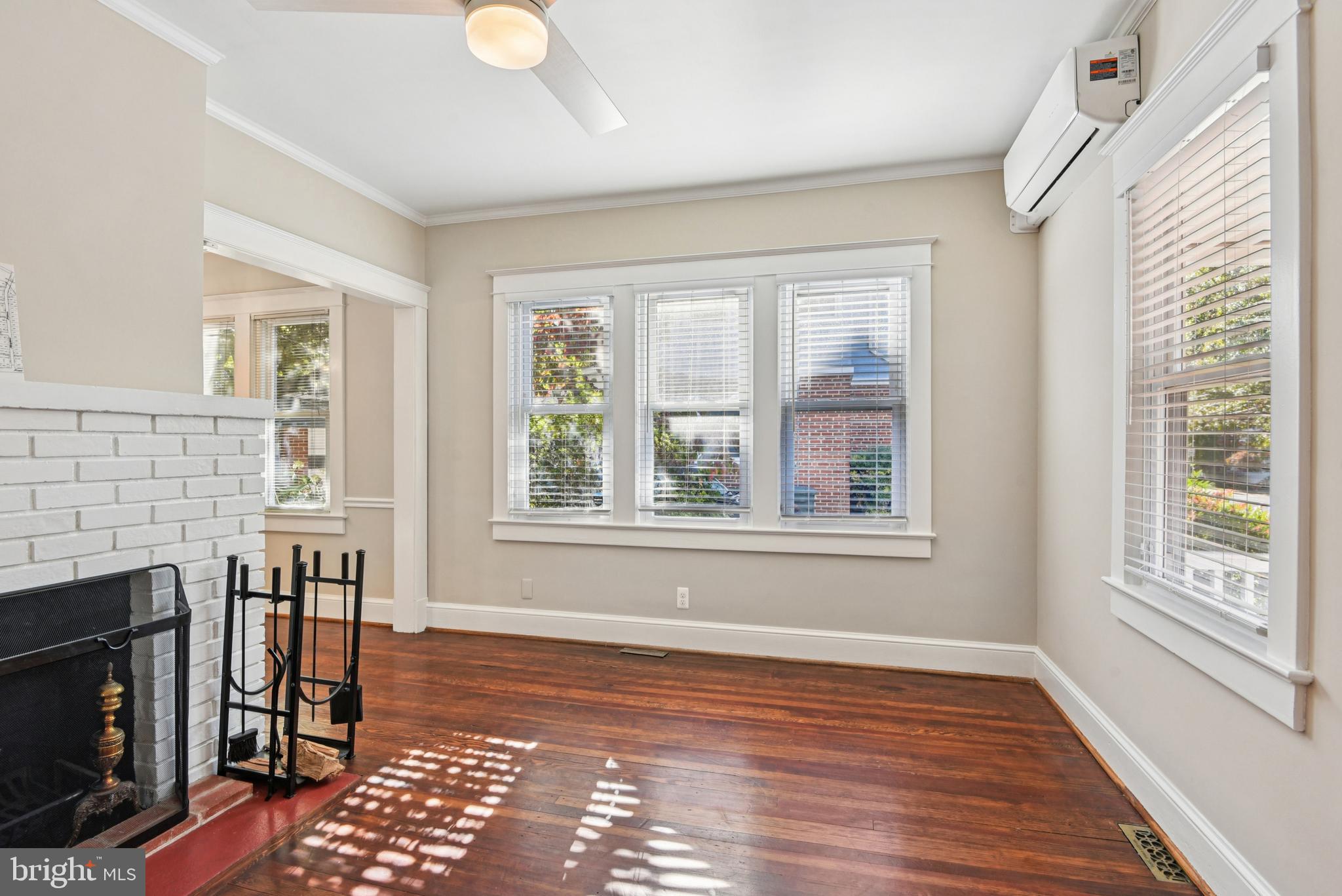 REALTY PARK - Residential