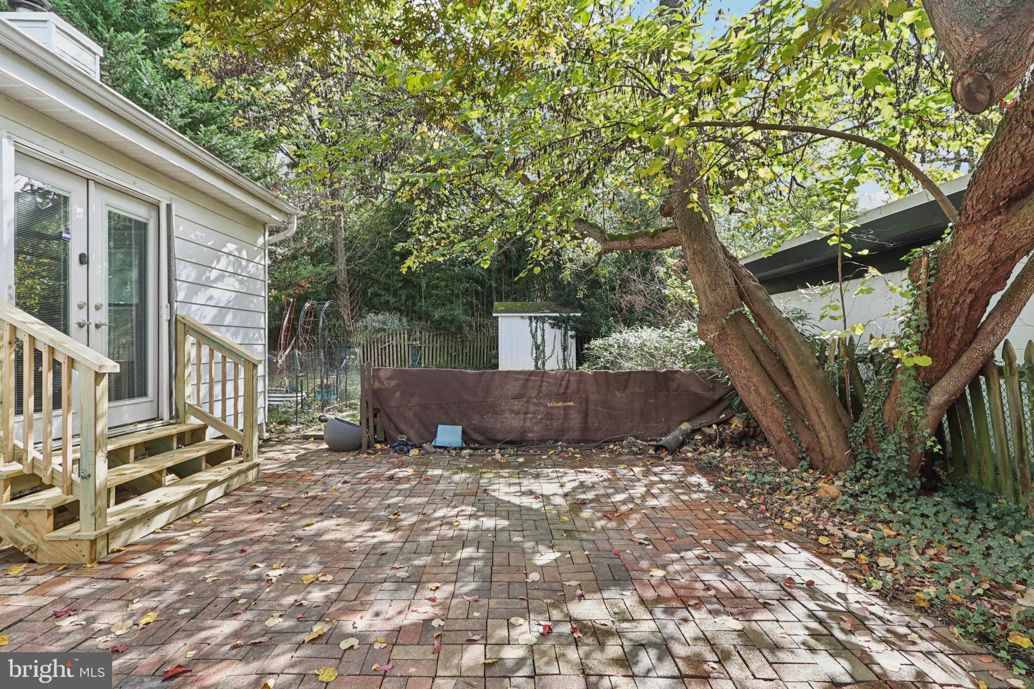 REALTY PARK - Residential