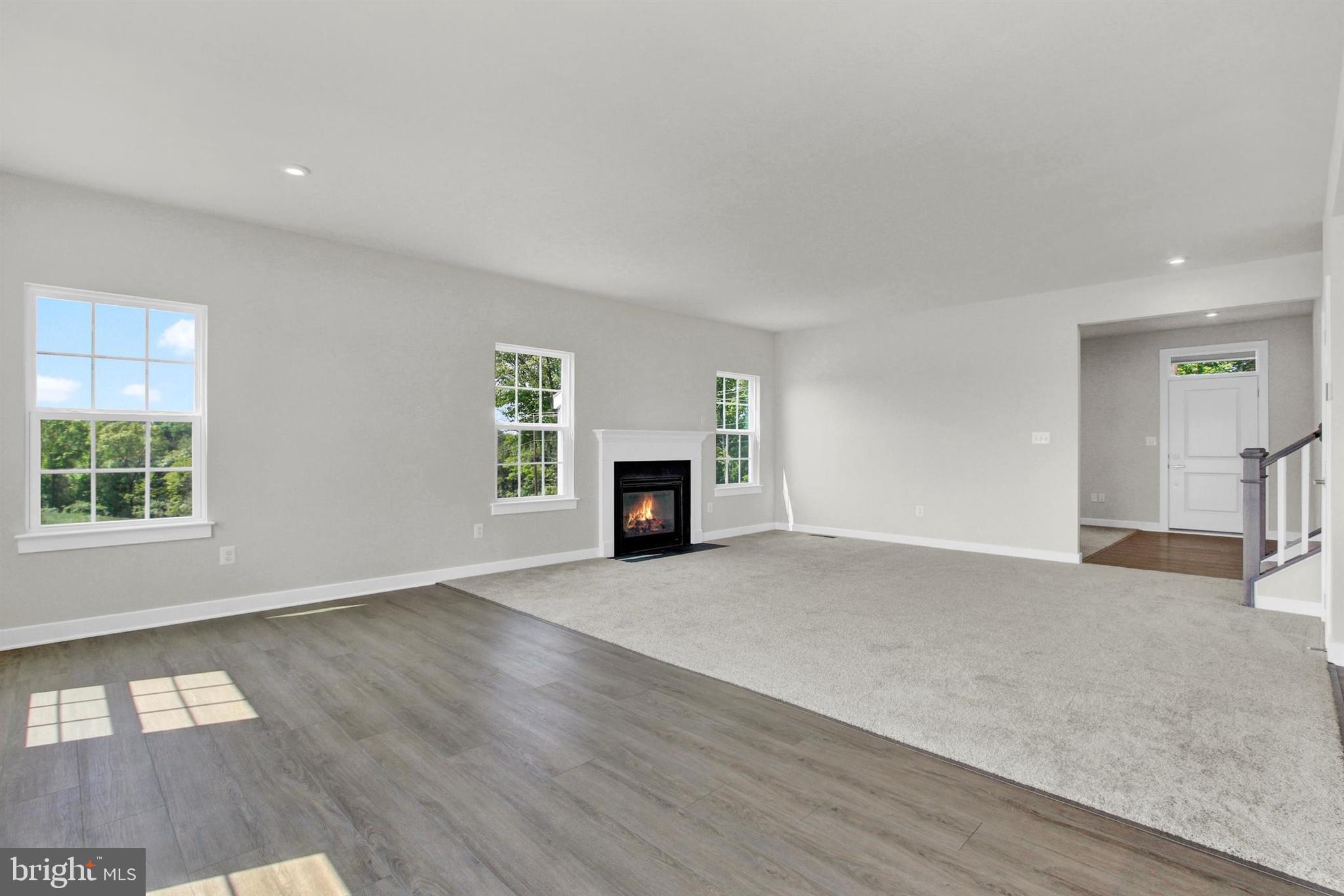 HIGH POINTE SOUTH - Residential