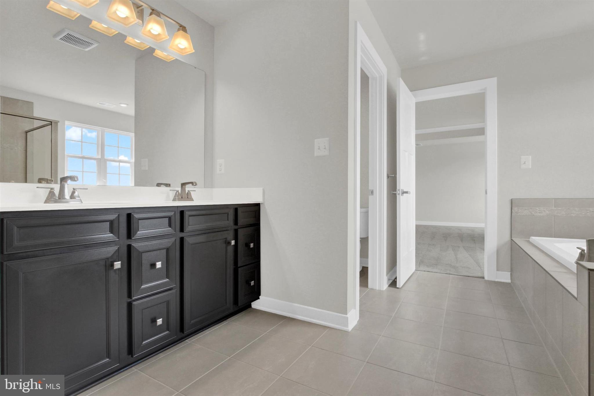 HIGH POINTE SOUTH - Residential