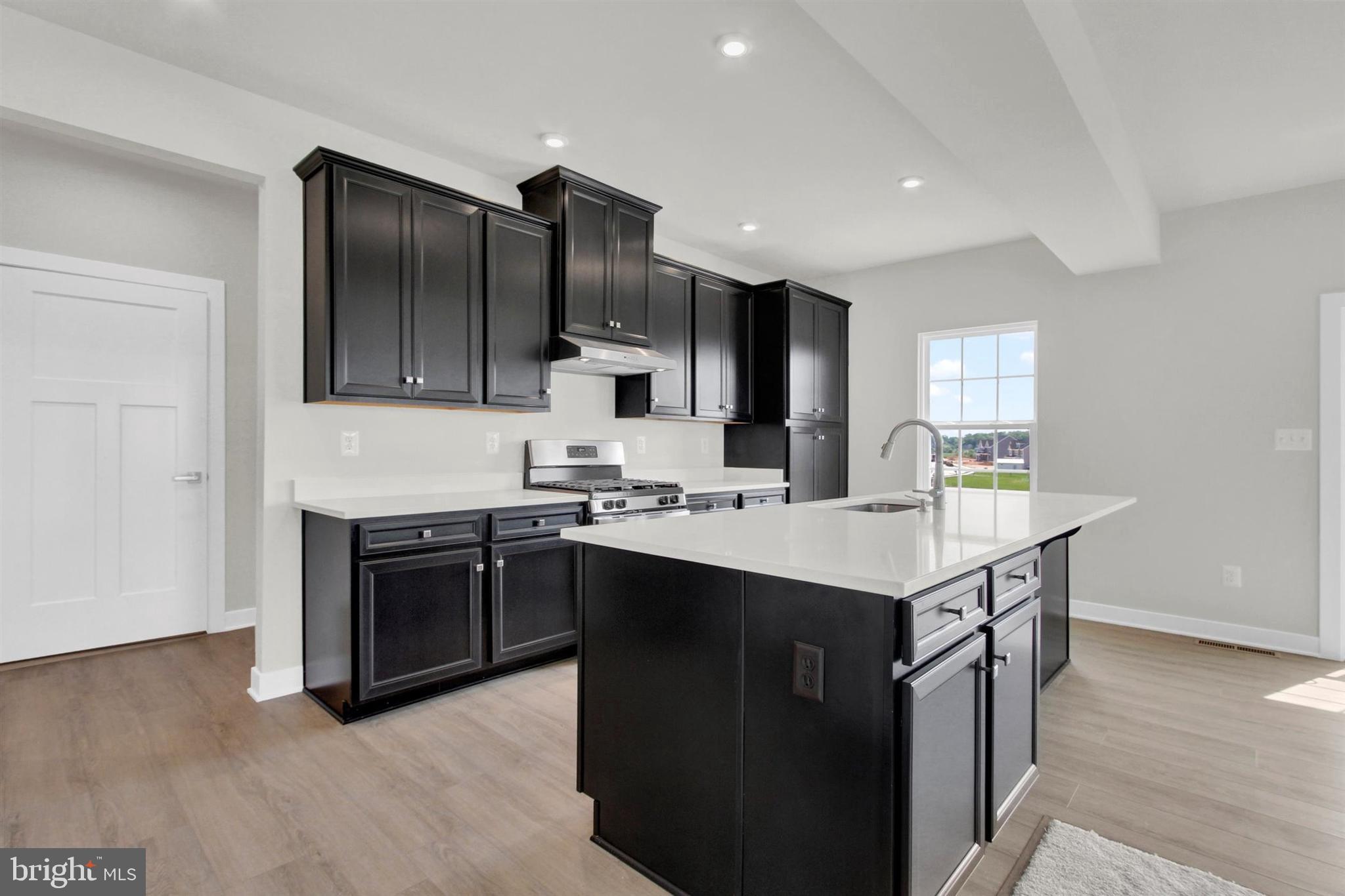 HIGH POINTE SOUTH - Residential