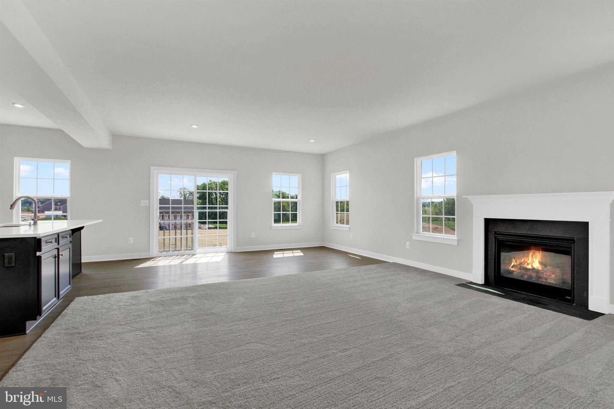 HIGH POINTE SOUTH - Residential