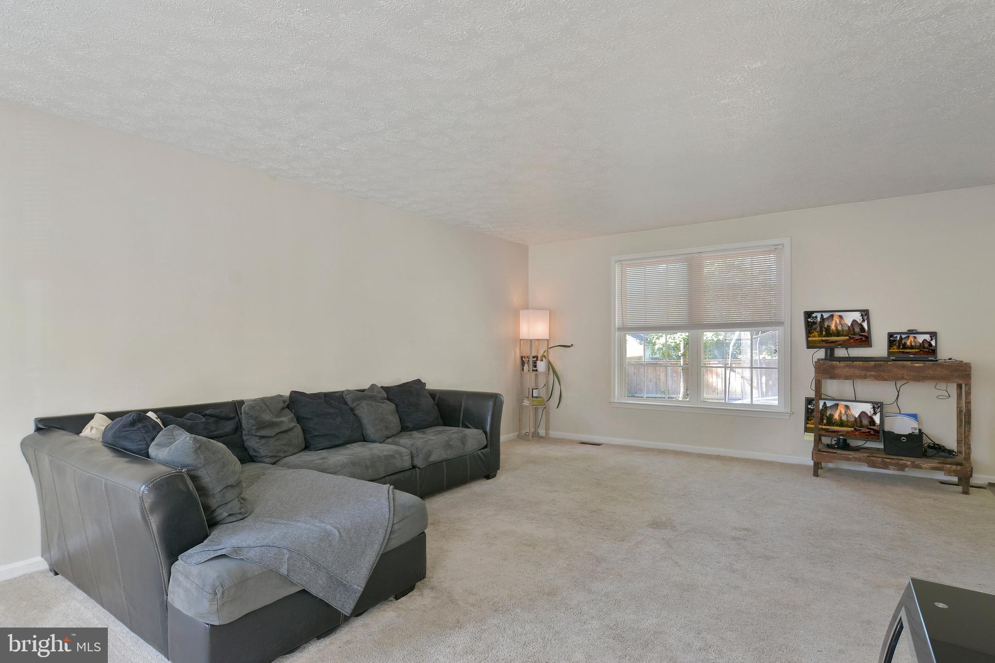 RUFFIN'S POND - Residential