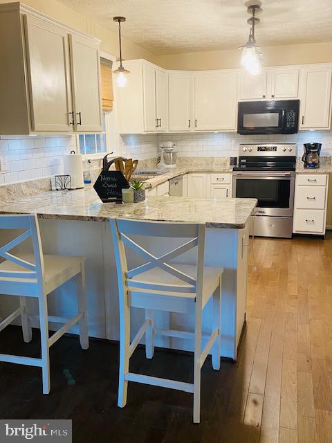 RUFFIN'S POND - Residential