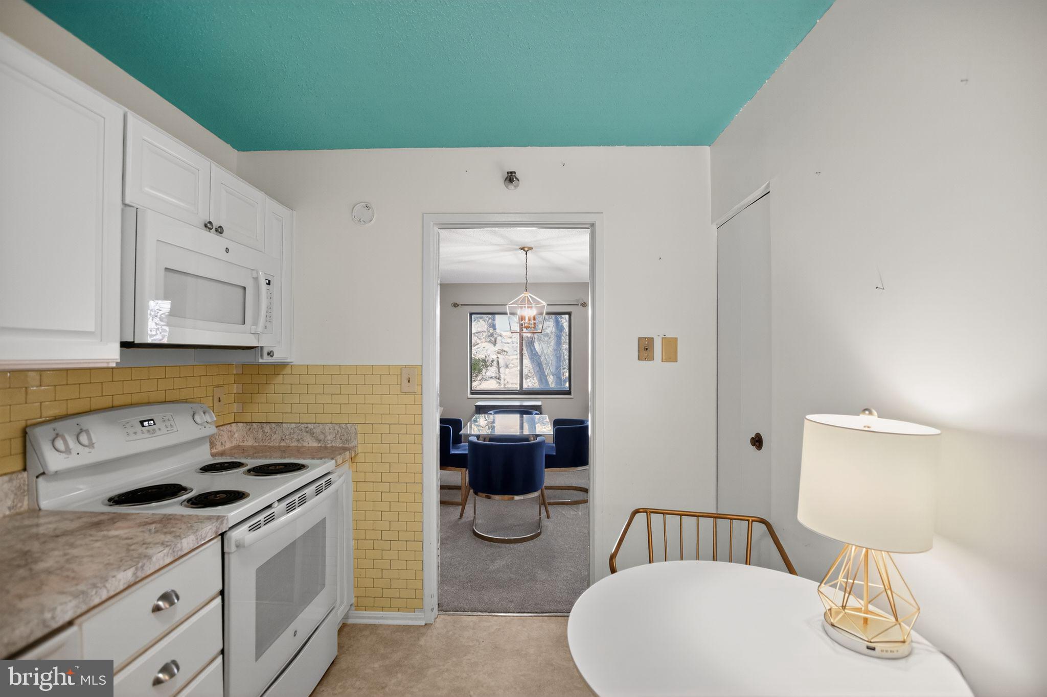 GREENS AT LEISURE WORLD - Residential