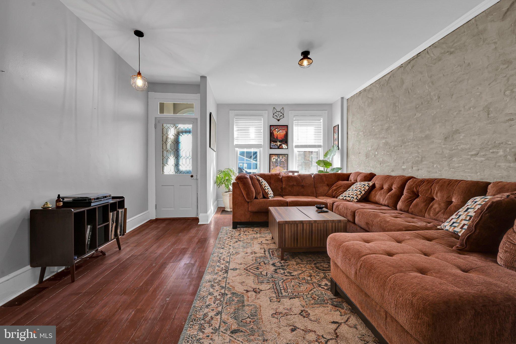 551 W VINE STREET