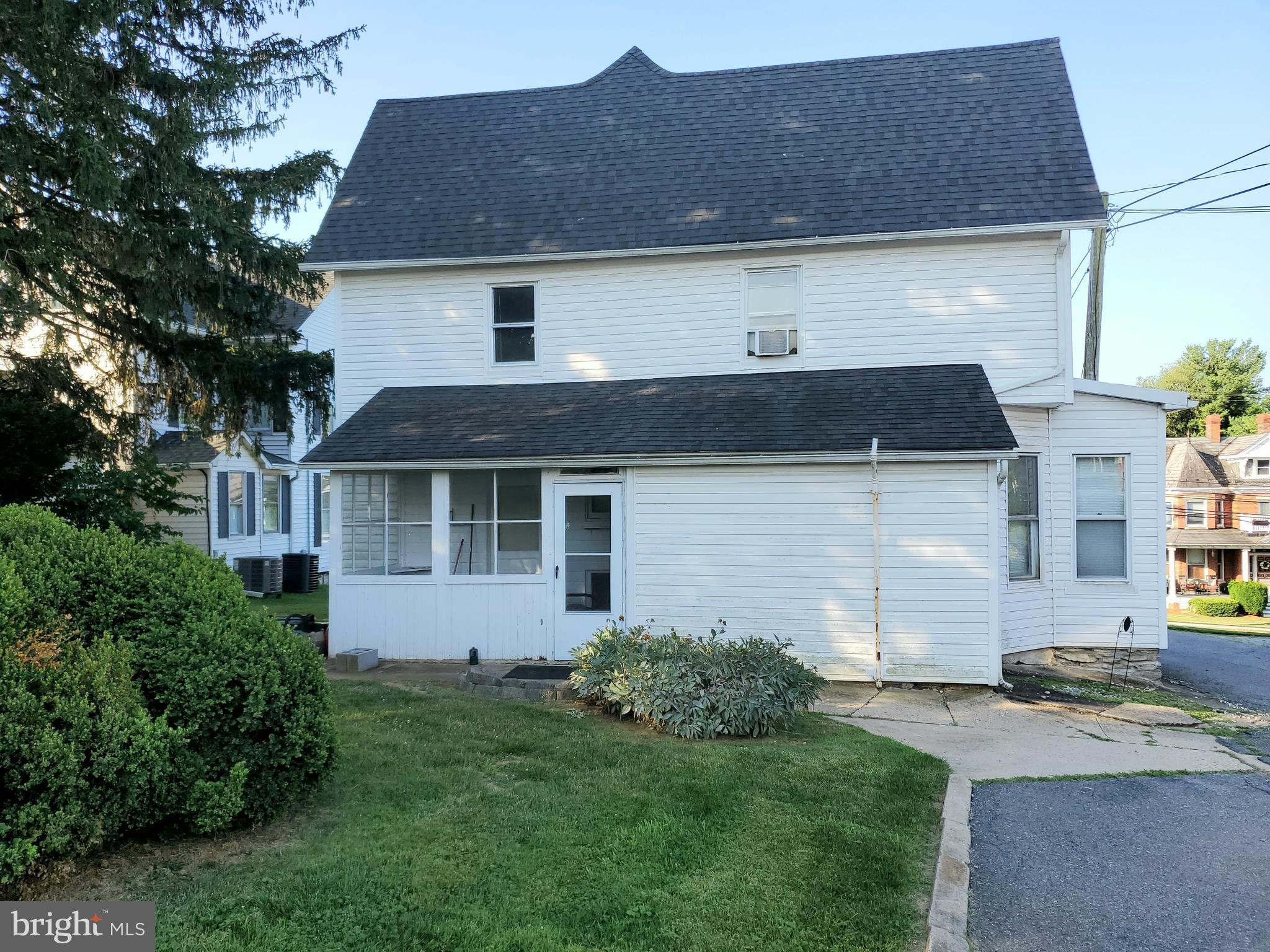 33 E MAIN STREET