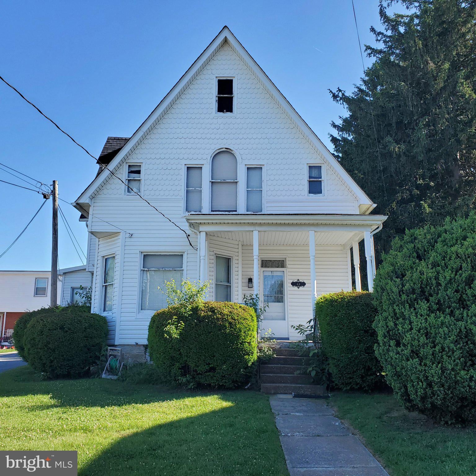 33 E MAIN STREET