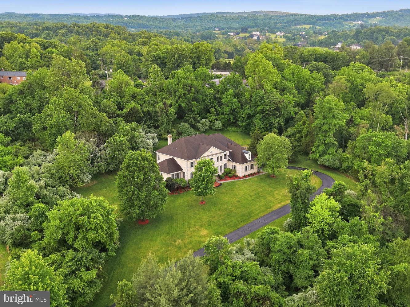 BEACON HILL - Residential