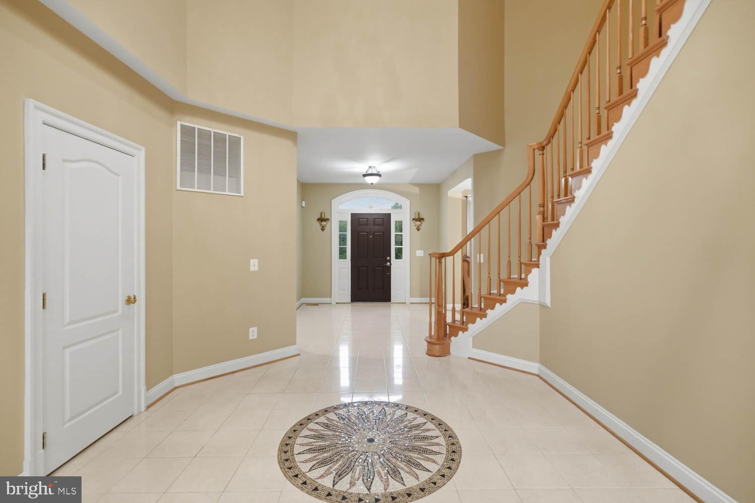 BEACON HILL - Residential