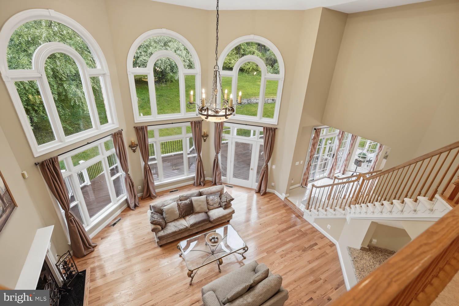 BEACON HILL - Residential