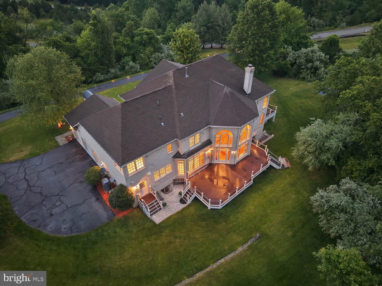 BEACON HILL - Residential