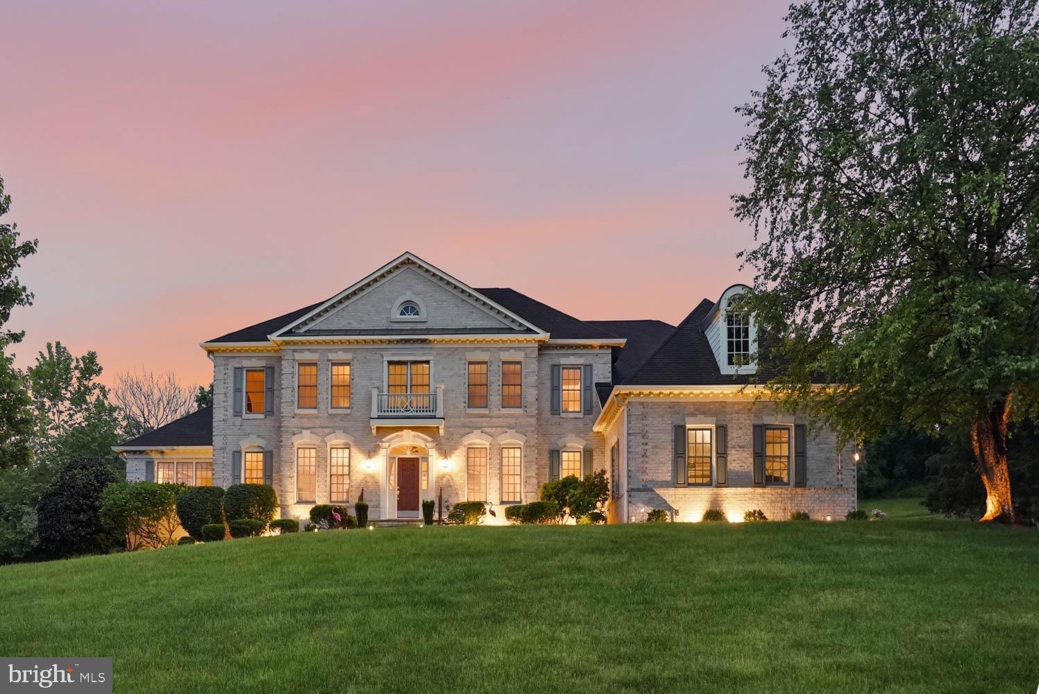 BEACON HILL - Residential
