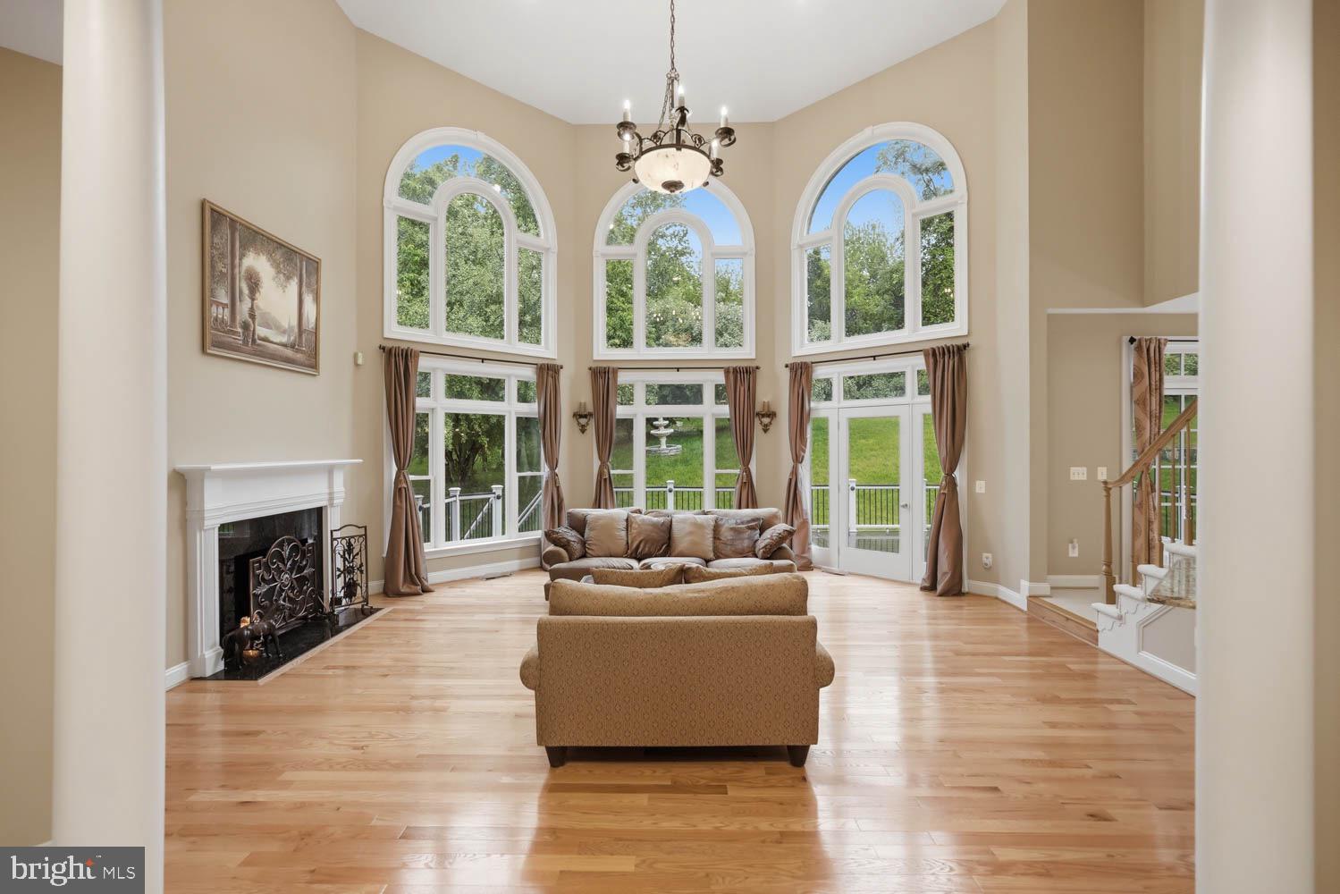 BEACON HILL - Residential