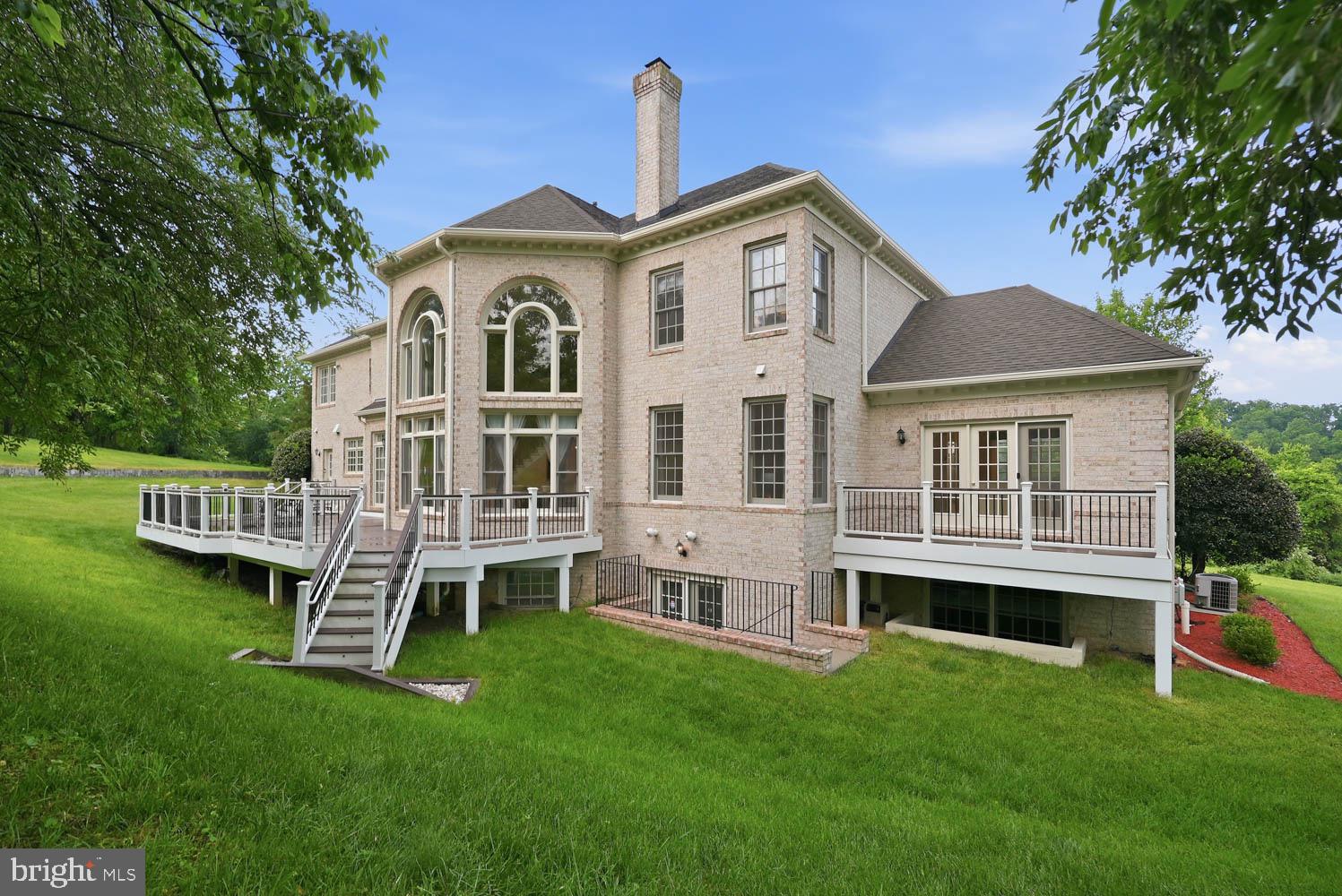 BEACON HILL - Residential