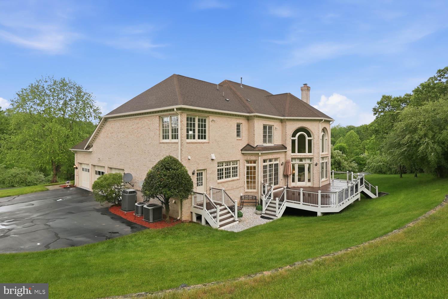 BEACON HILL - Residential