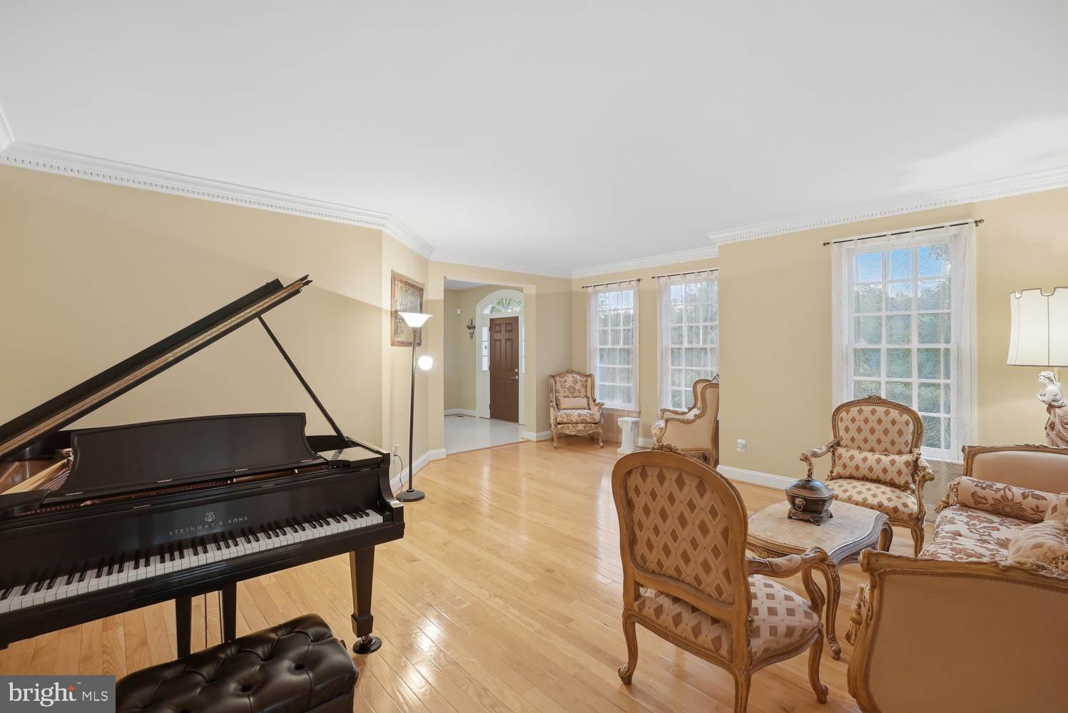 BEACON HILL - Residential