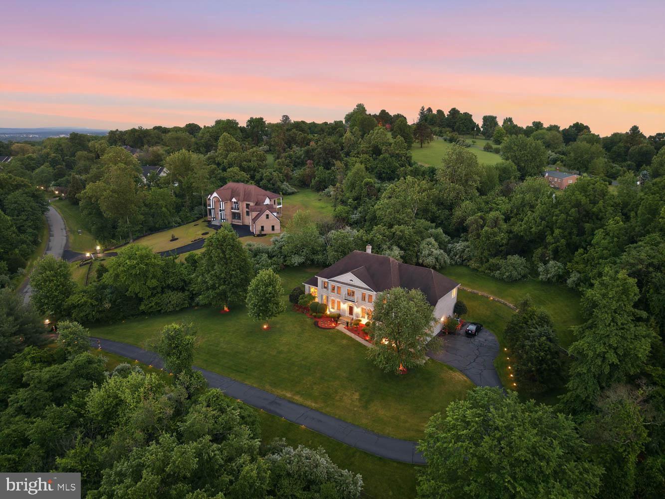 BEACON HILL - Residential