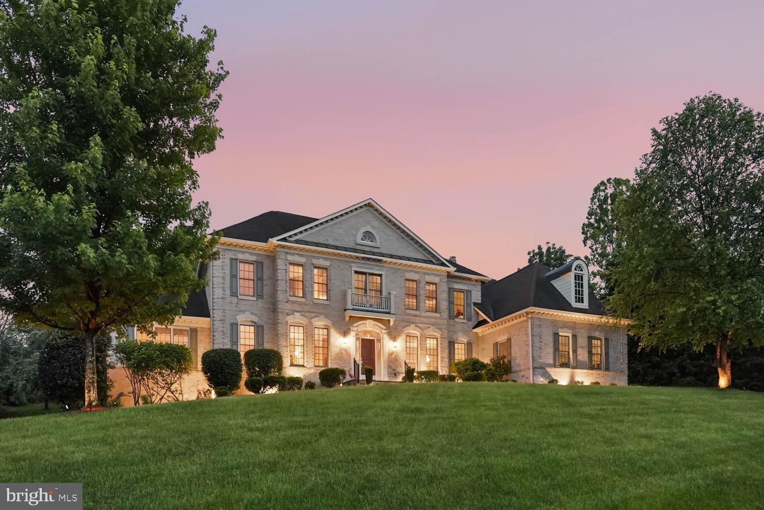 BEACON HILL - Residential