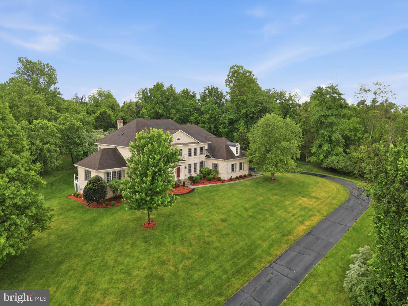 BEACON HILL - Residential