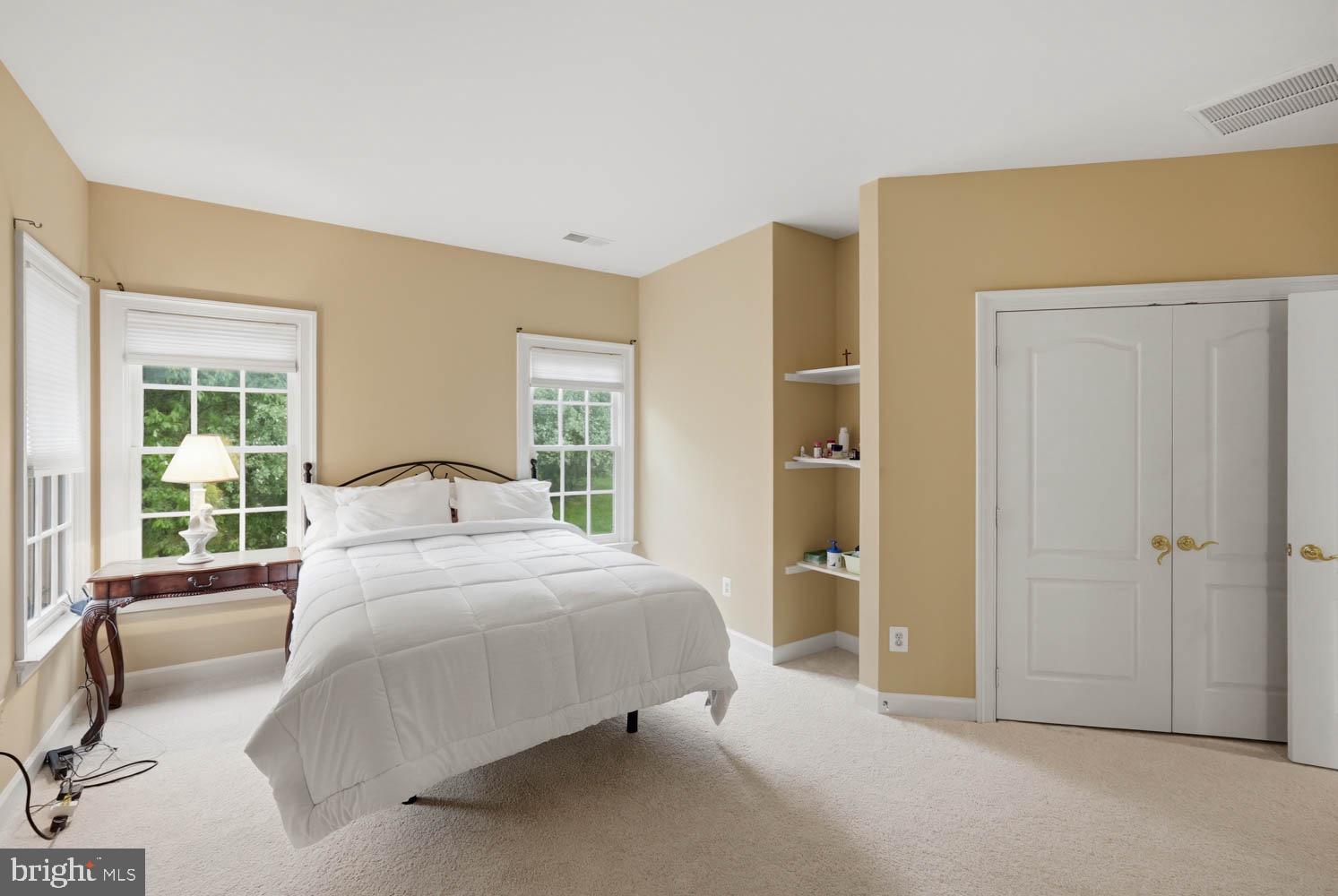 BEACON HILL - Residential