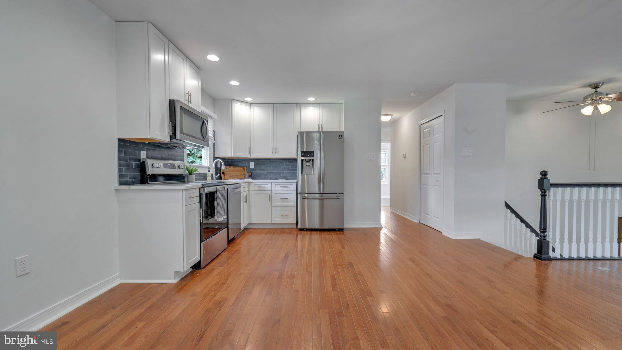 FOUR SEASONS ESTATES - Residential