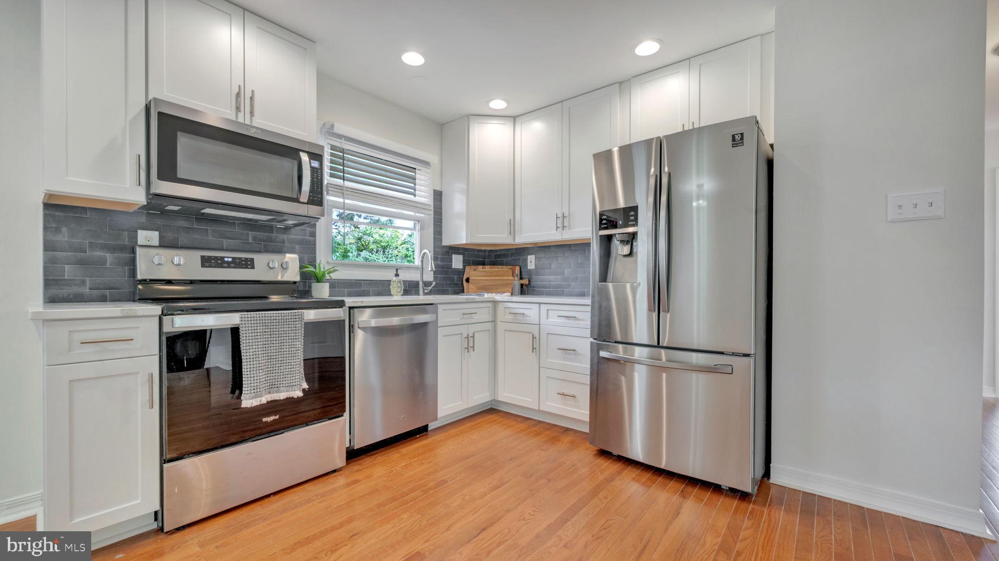 FOUR SEASONS ESTATES - Residential