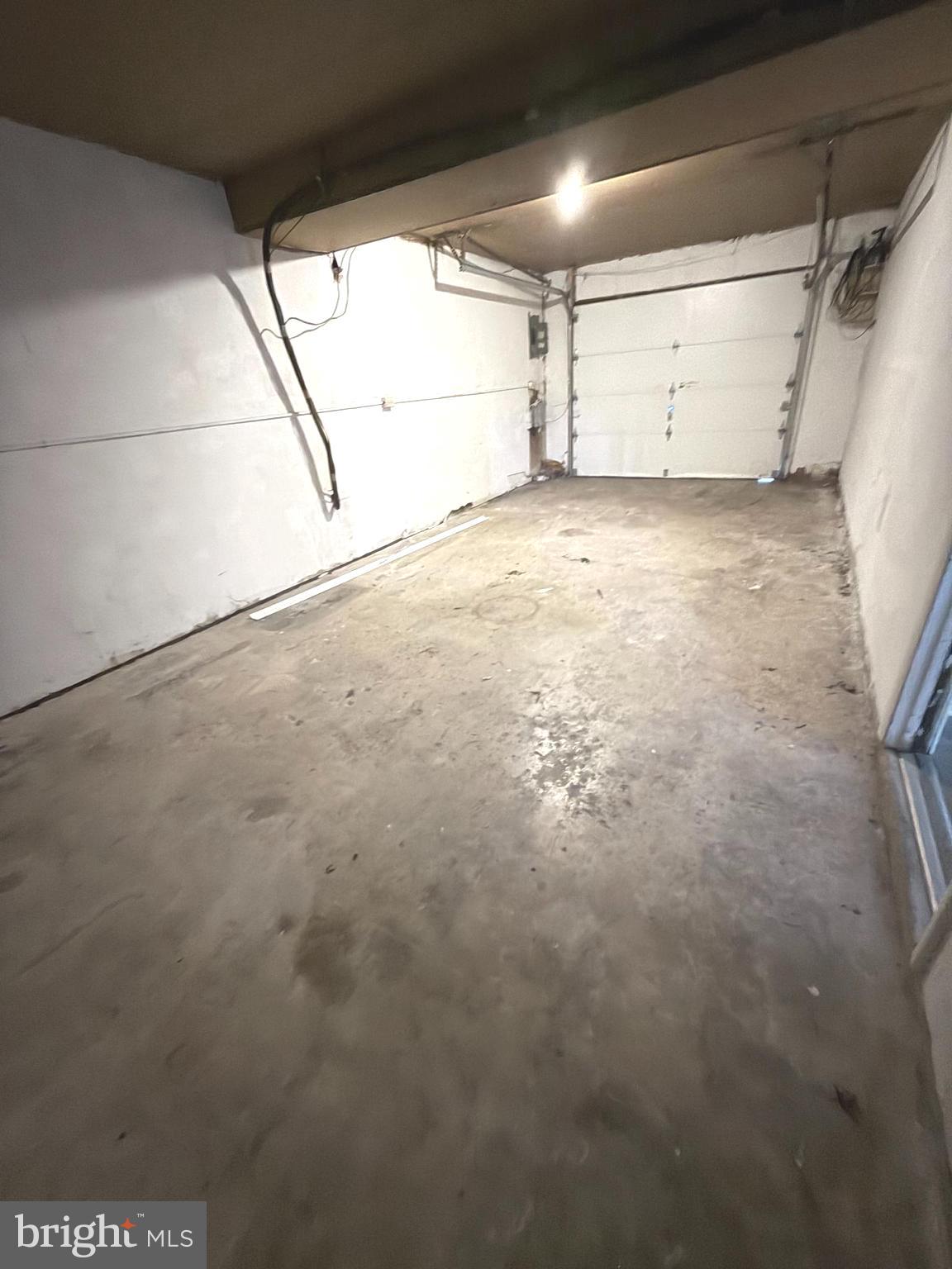 FOUR SEASONS ESTATES - Residential