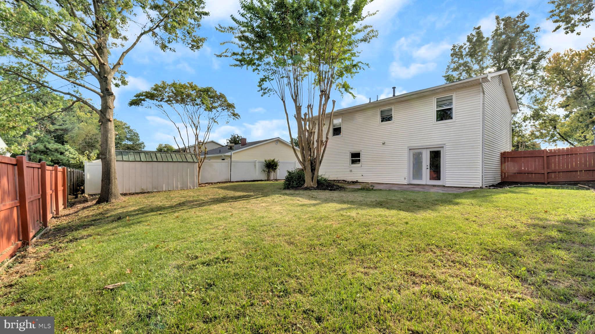 1006 CHRISTMAS LANE