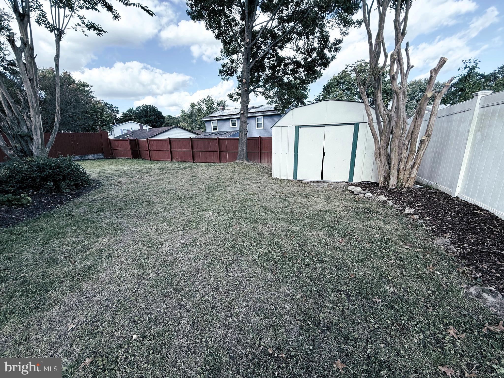 FOUR SEASONS ESTATES - Residential