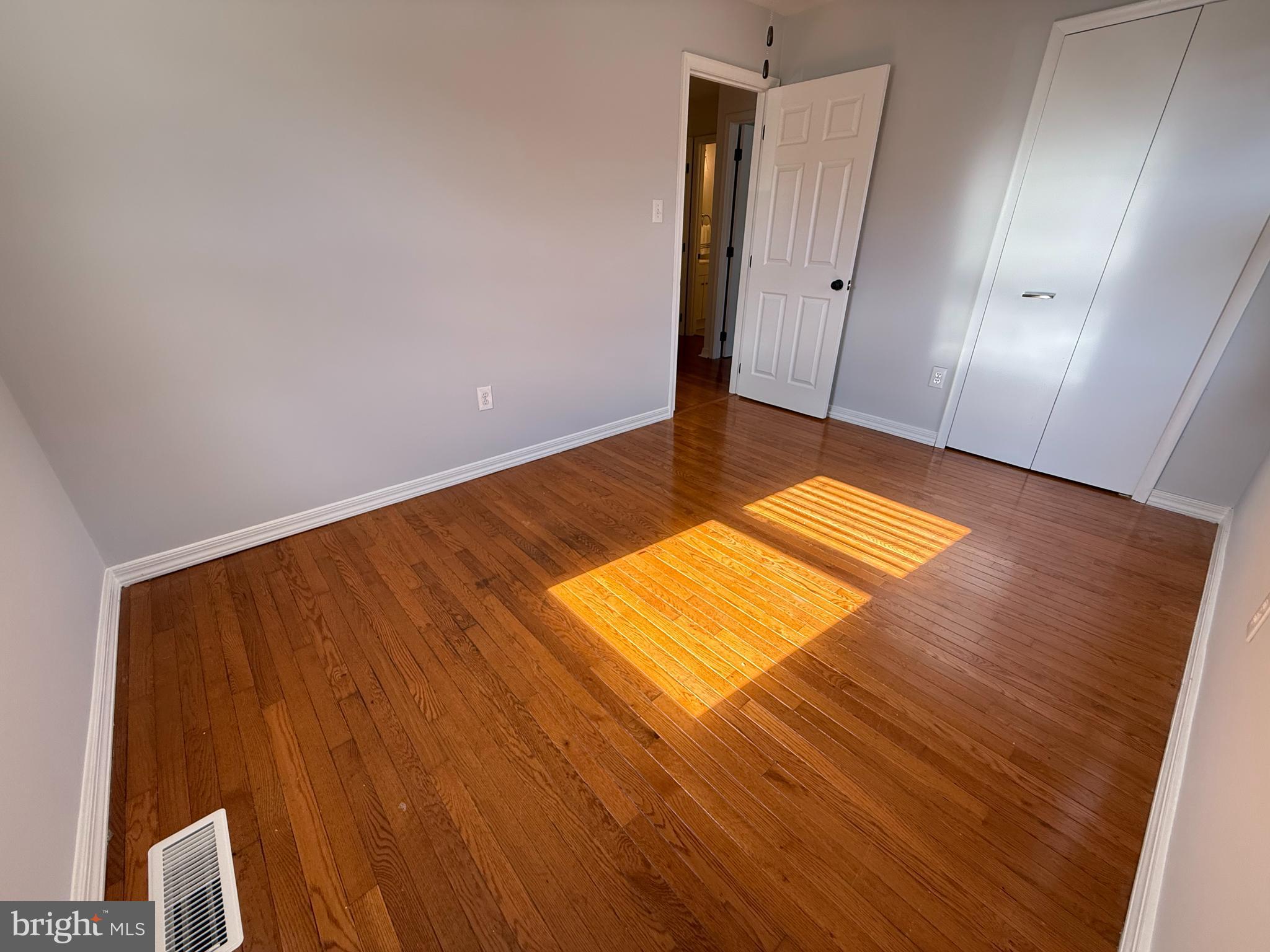 FOUR SEASONS ESTATES - Residential