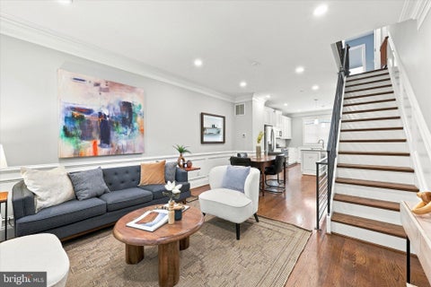 Townhouse For Sale - 2138 Kater St<br/> PHILADELPHIA, PA 19146