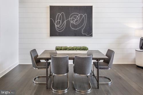 REGENCY AT WATERSIDE - Residential