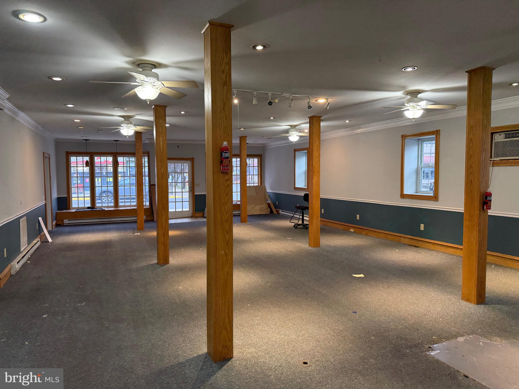 50 N WASHINGTON STREET