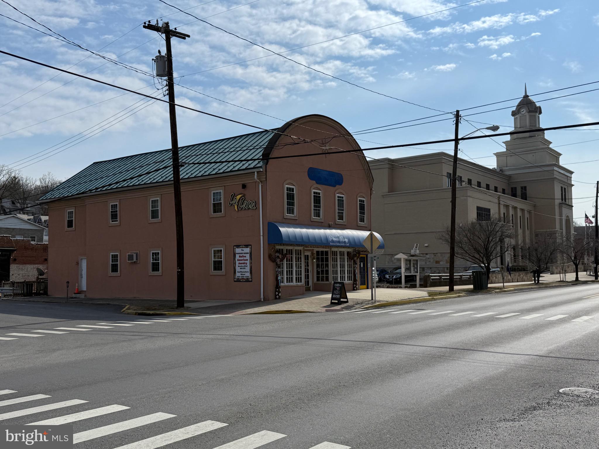 50 N WASHINGTON STREET