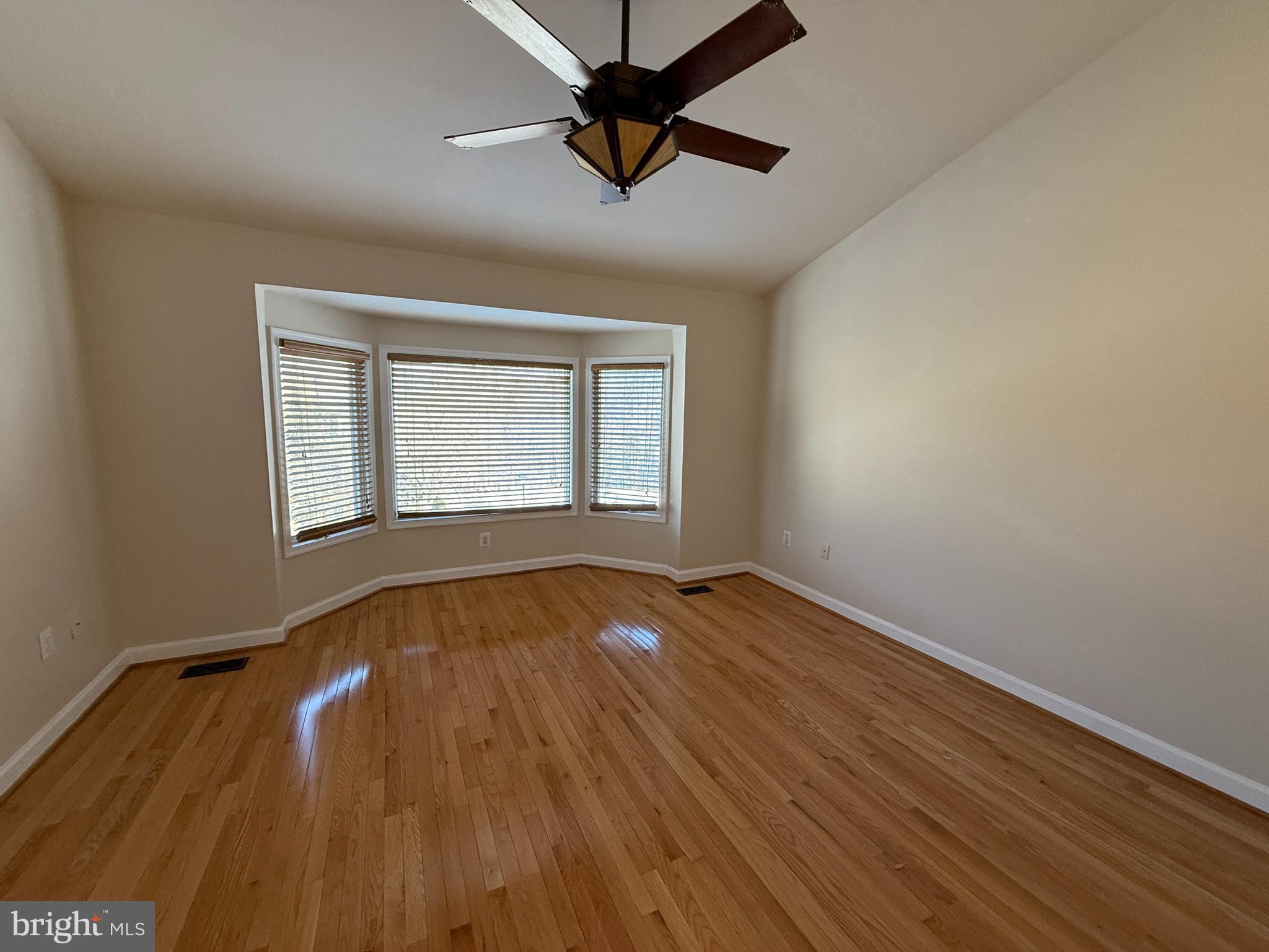 SUMMIT CHASE - Residential Lease