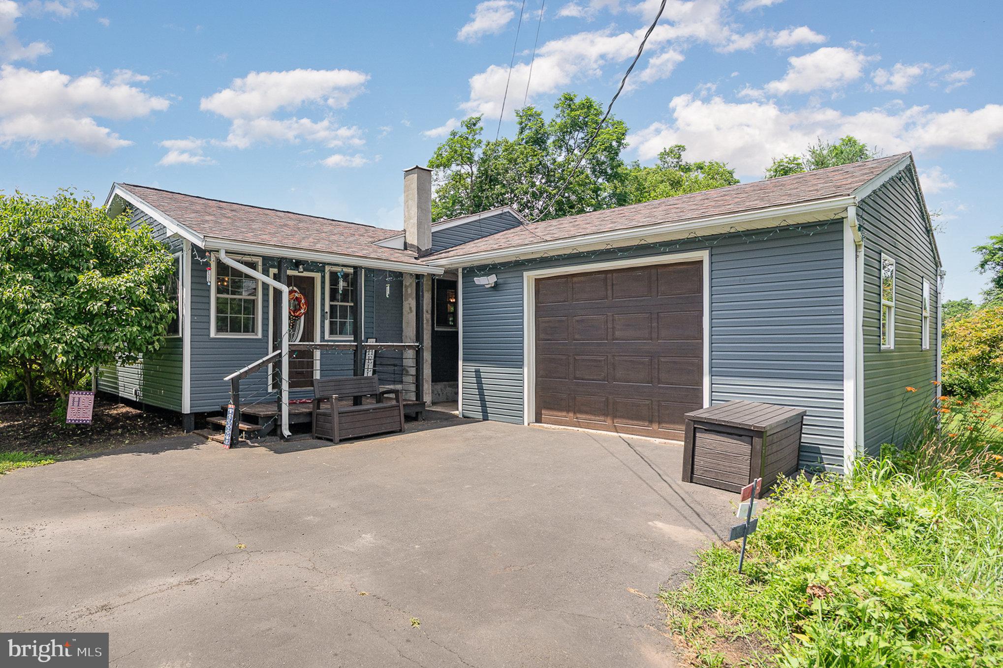 7400 GREEN HILL ROAD