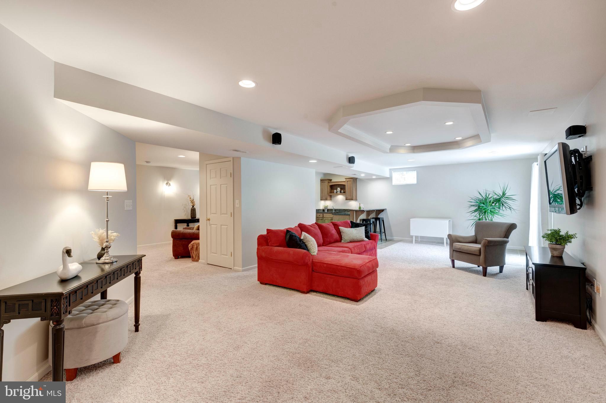 SPRUCE MEADOWS - Residential