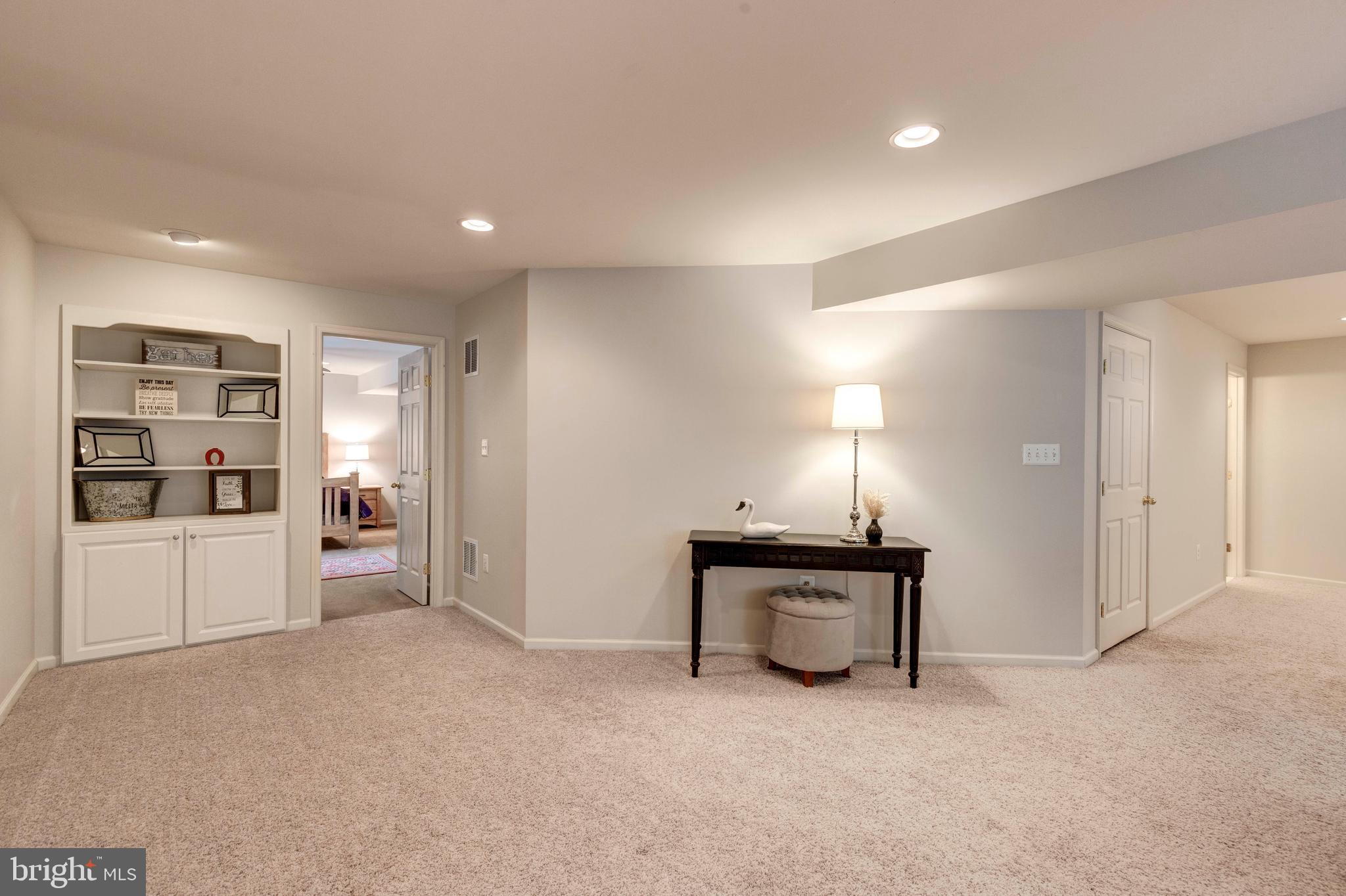 SPRUCE MEADOWS - Residential