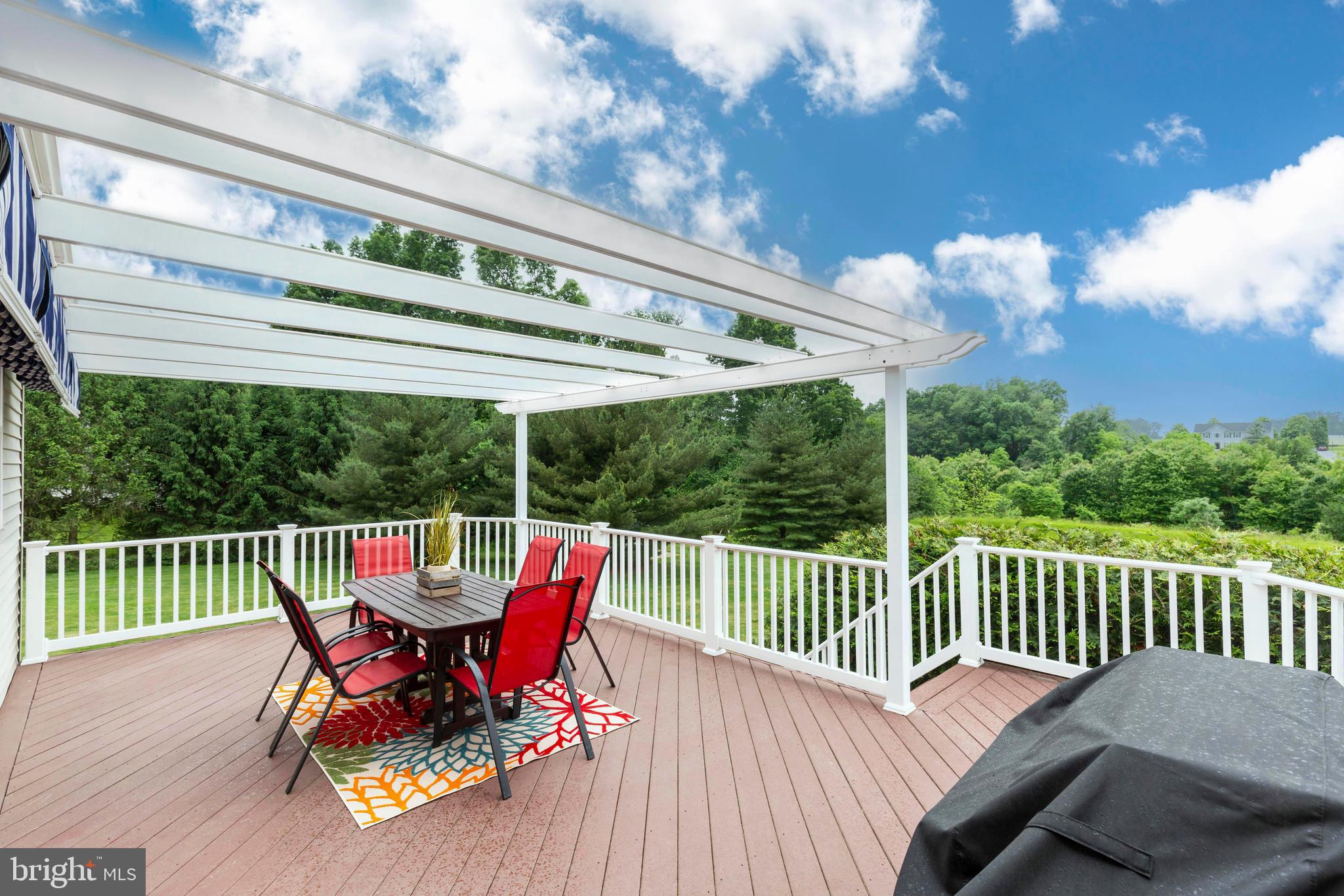 SPRUCE MEADOWS - Residential