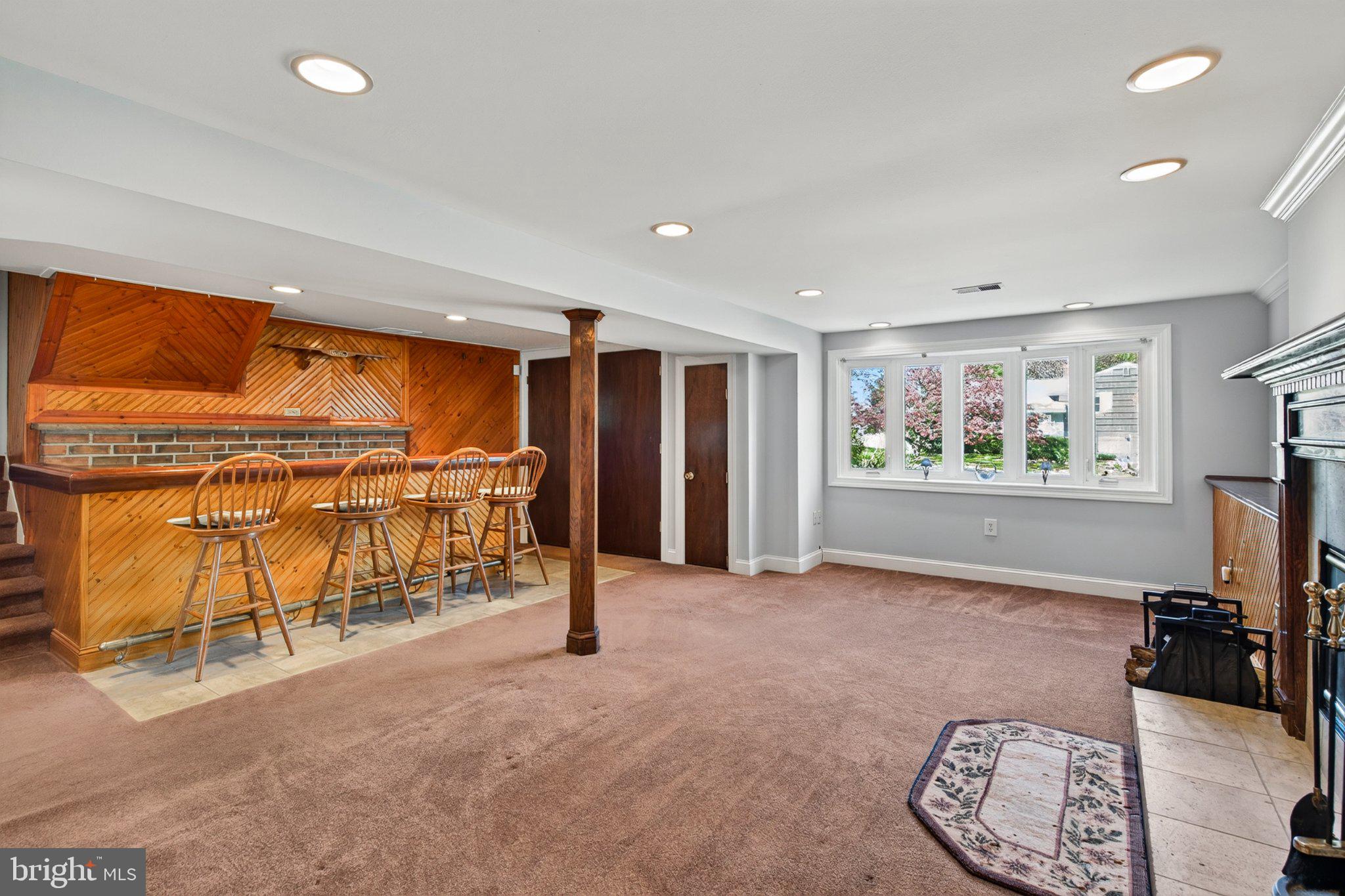 40 OVERHILL CIRCLE