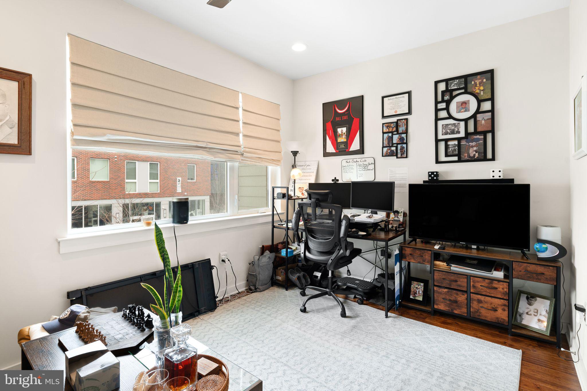 SOUTH KENSINGTON - Residential