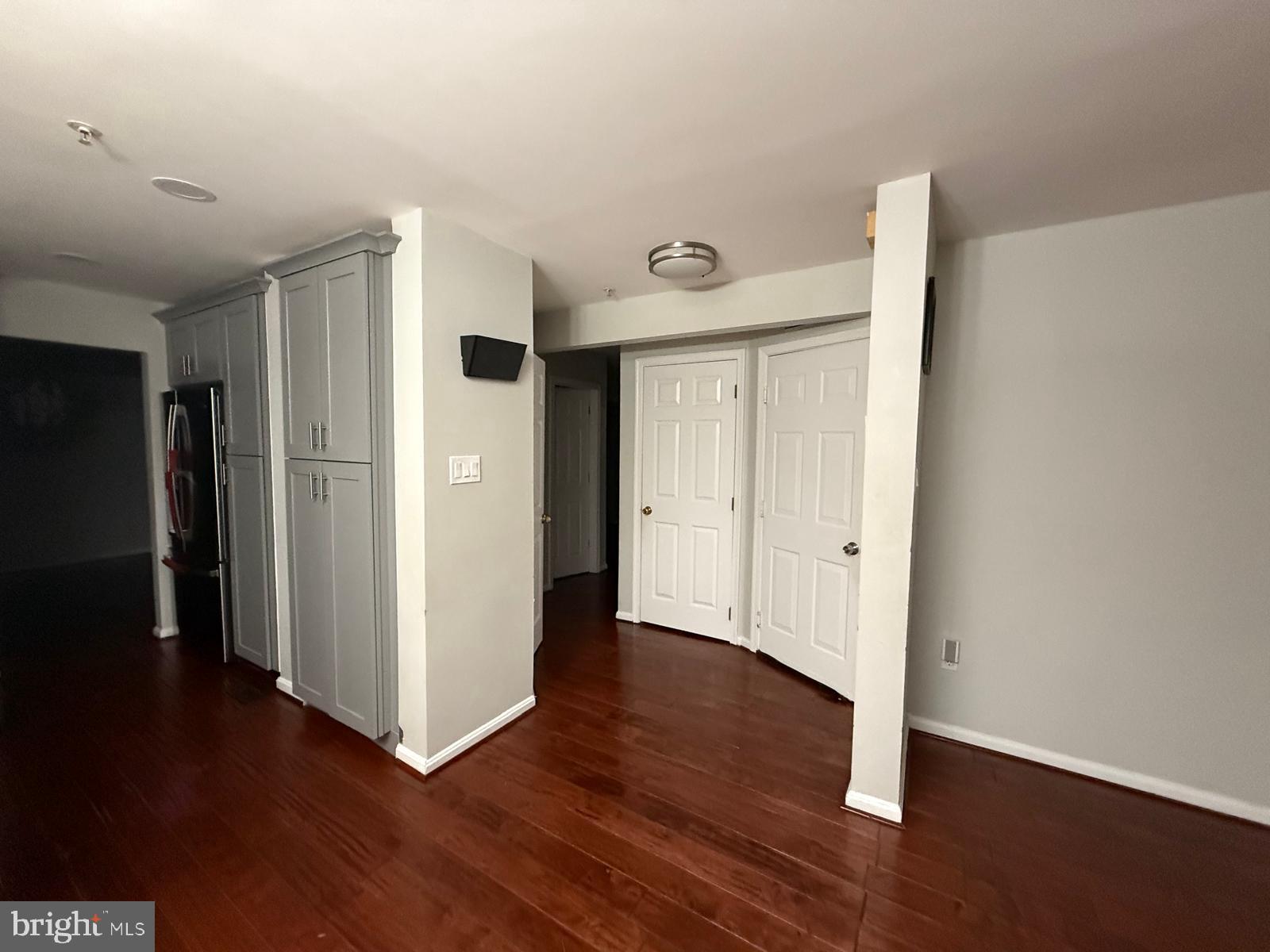 SPRINGDALE-PLAT 3> - Residential Lease