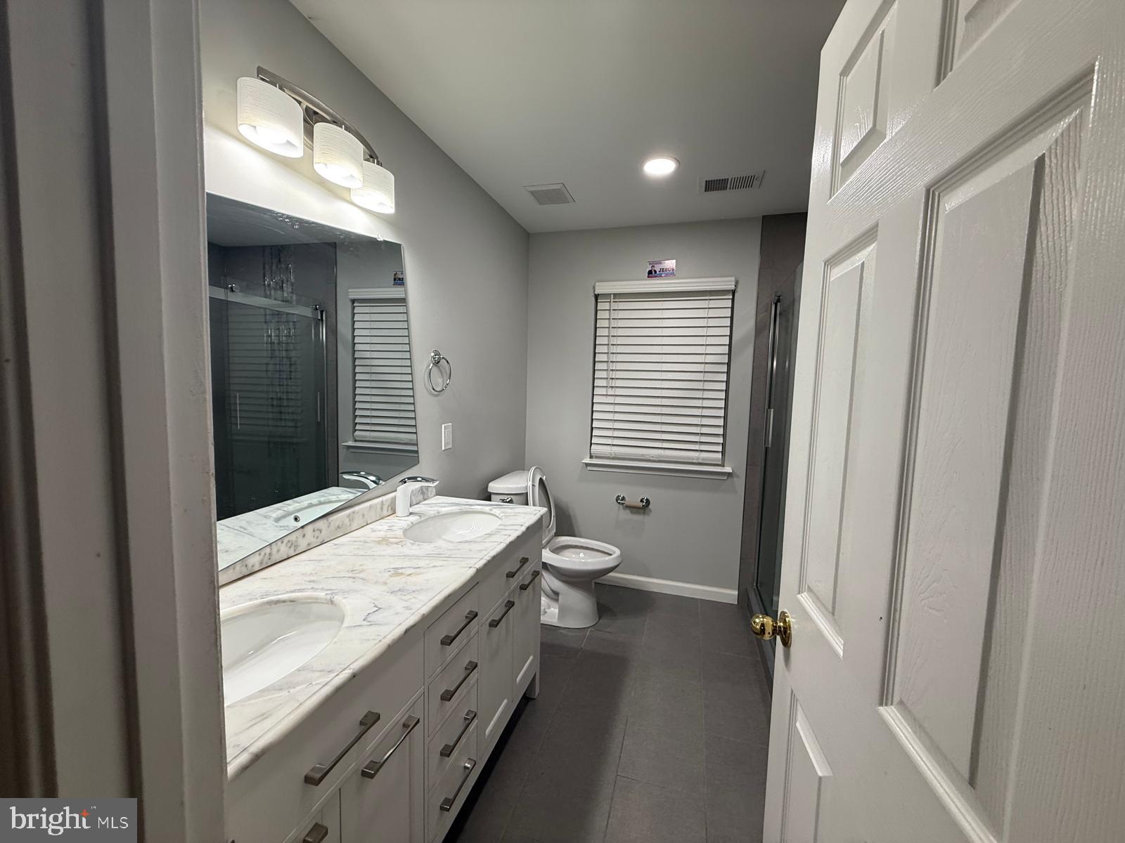 SPRINGDALE-PLAT 3> - Residential Lease