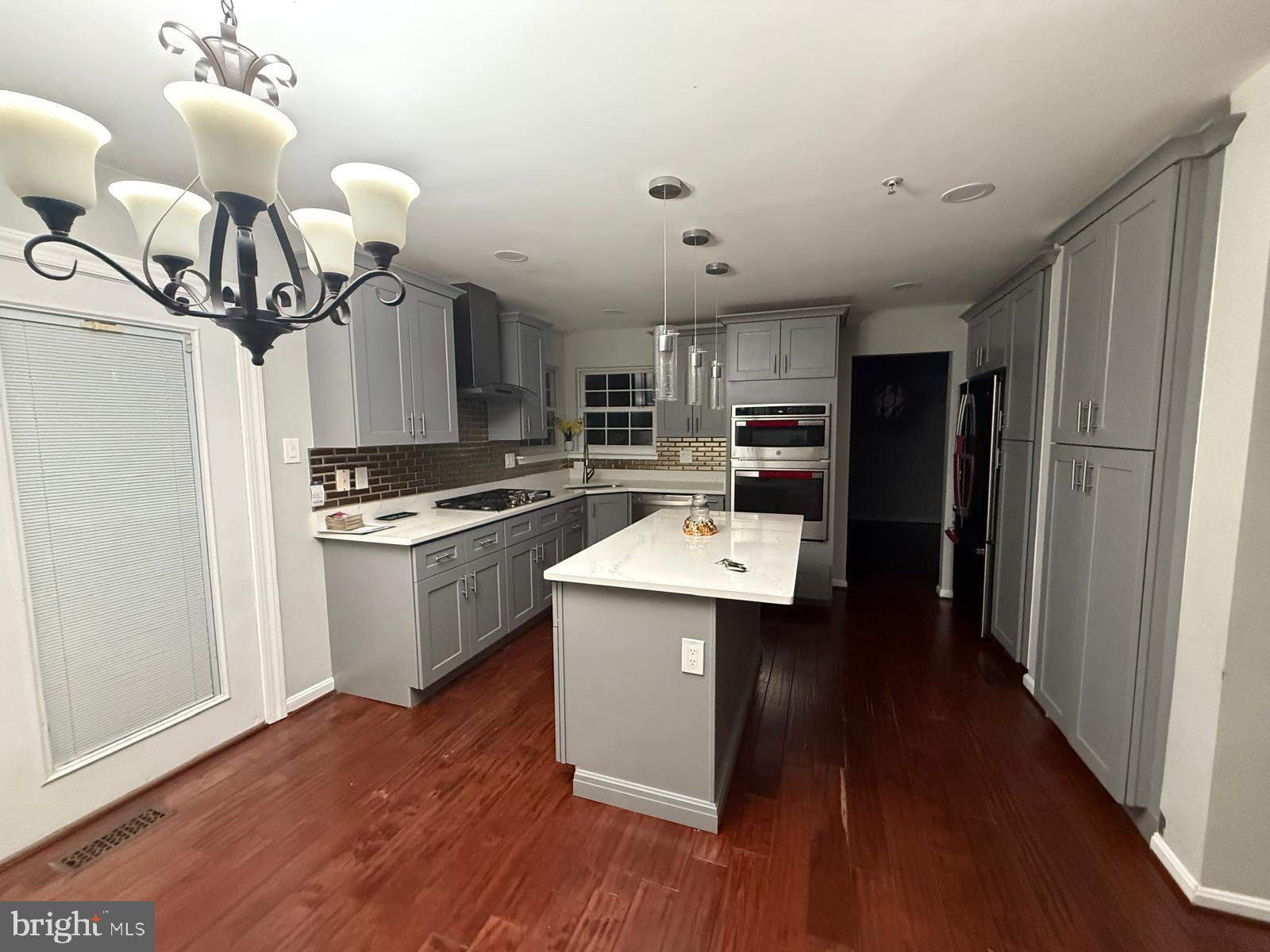 SPRINGDALE-PLAT 3> - Residential Lease