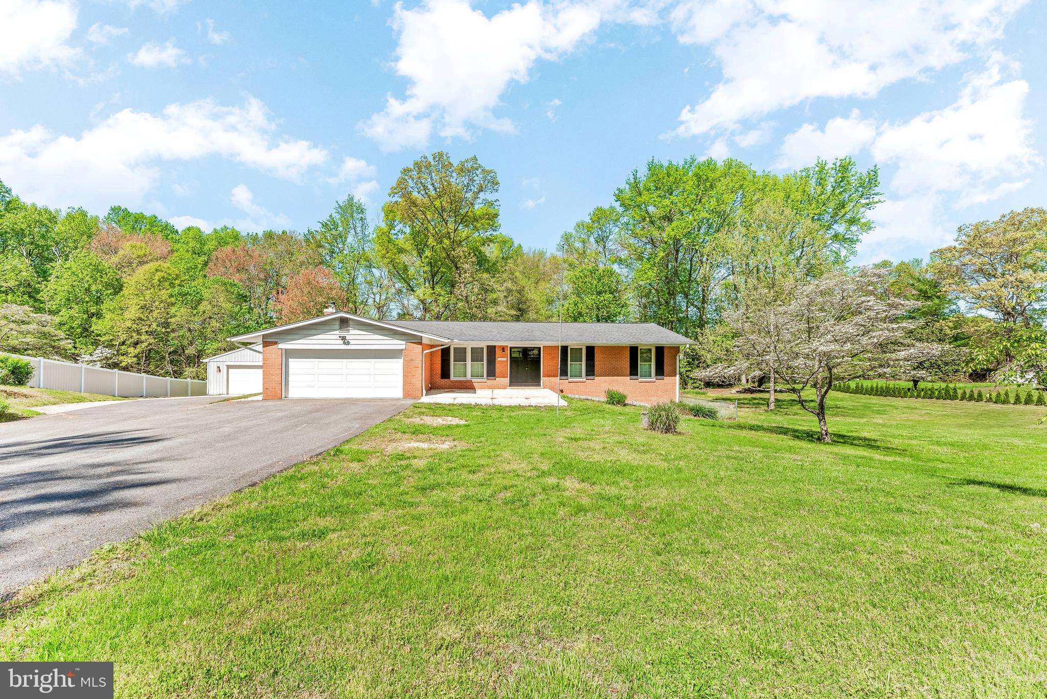 11220 COUNTRY ROAD