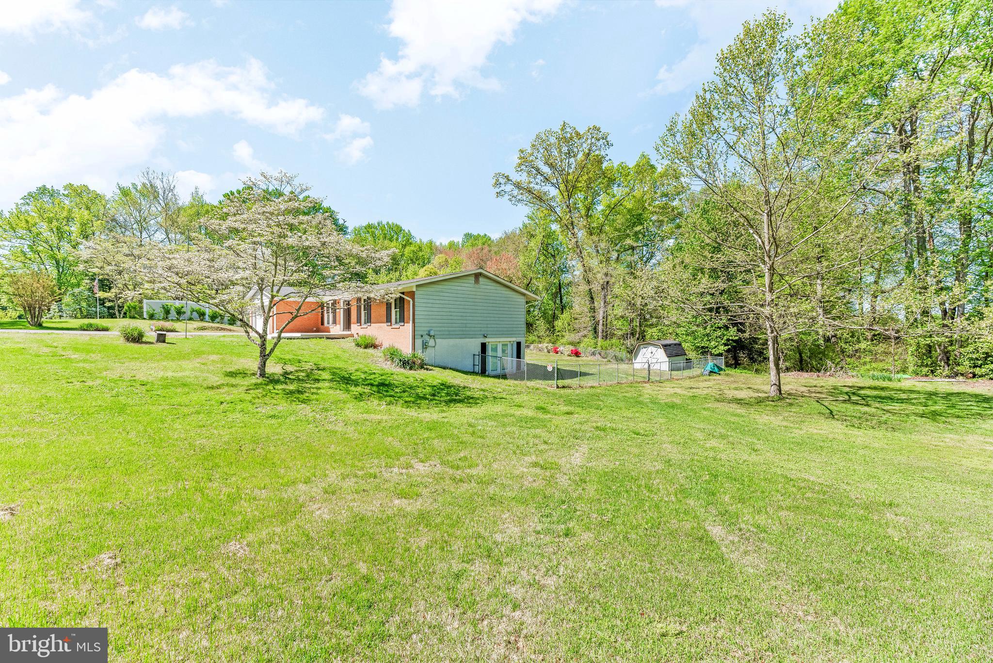 11220 COUNTRY ROAD