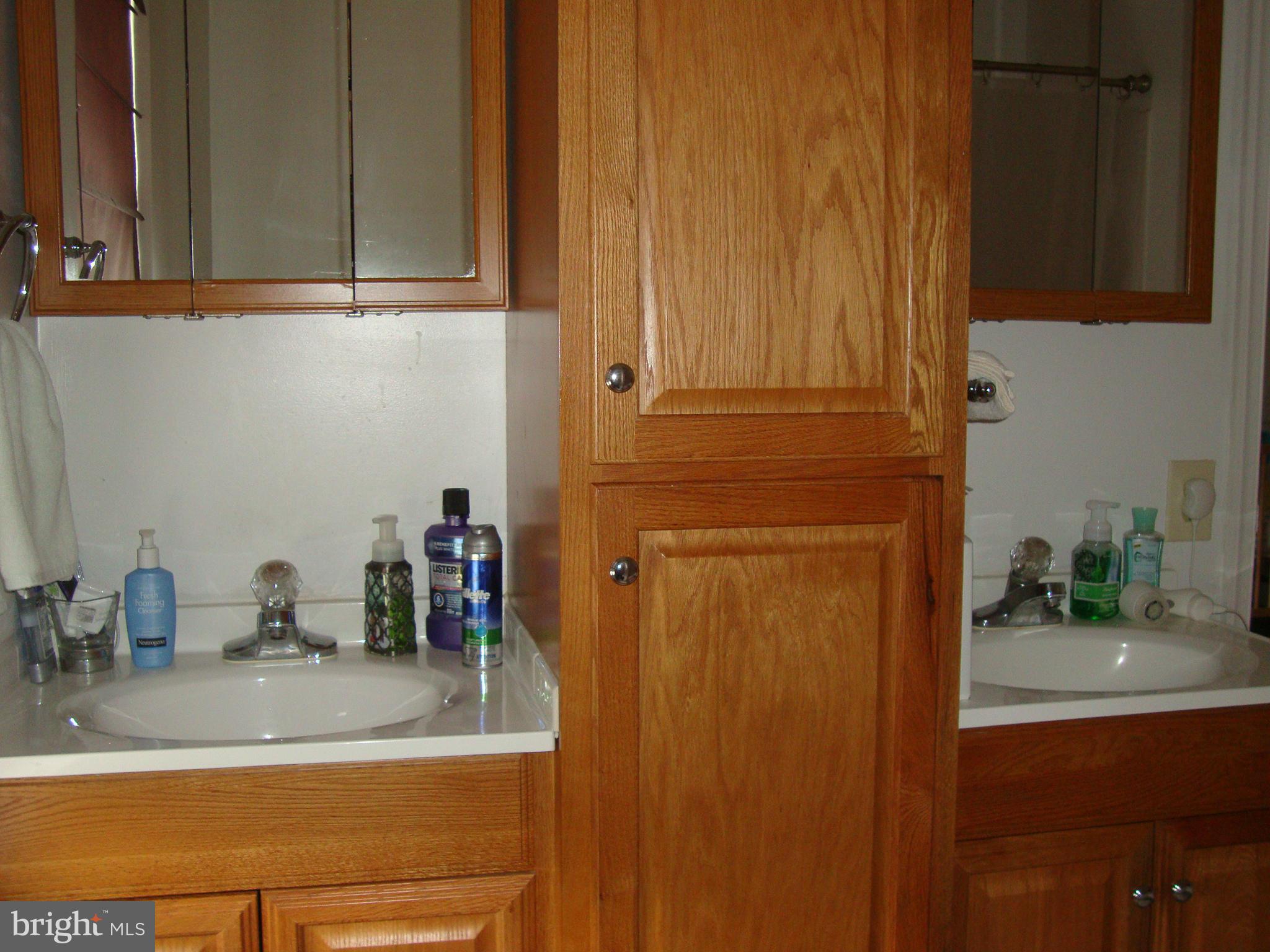 GREENMONT - Residential Lease