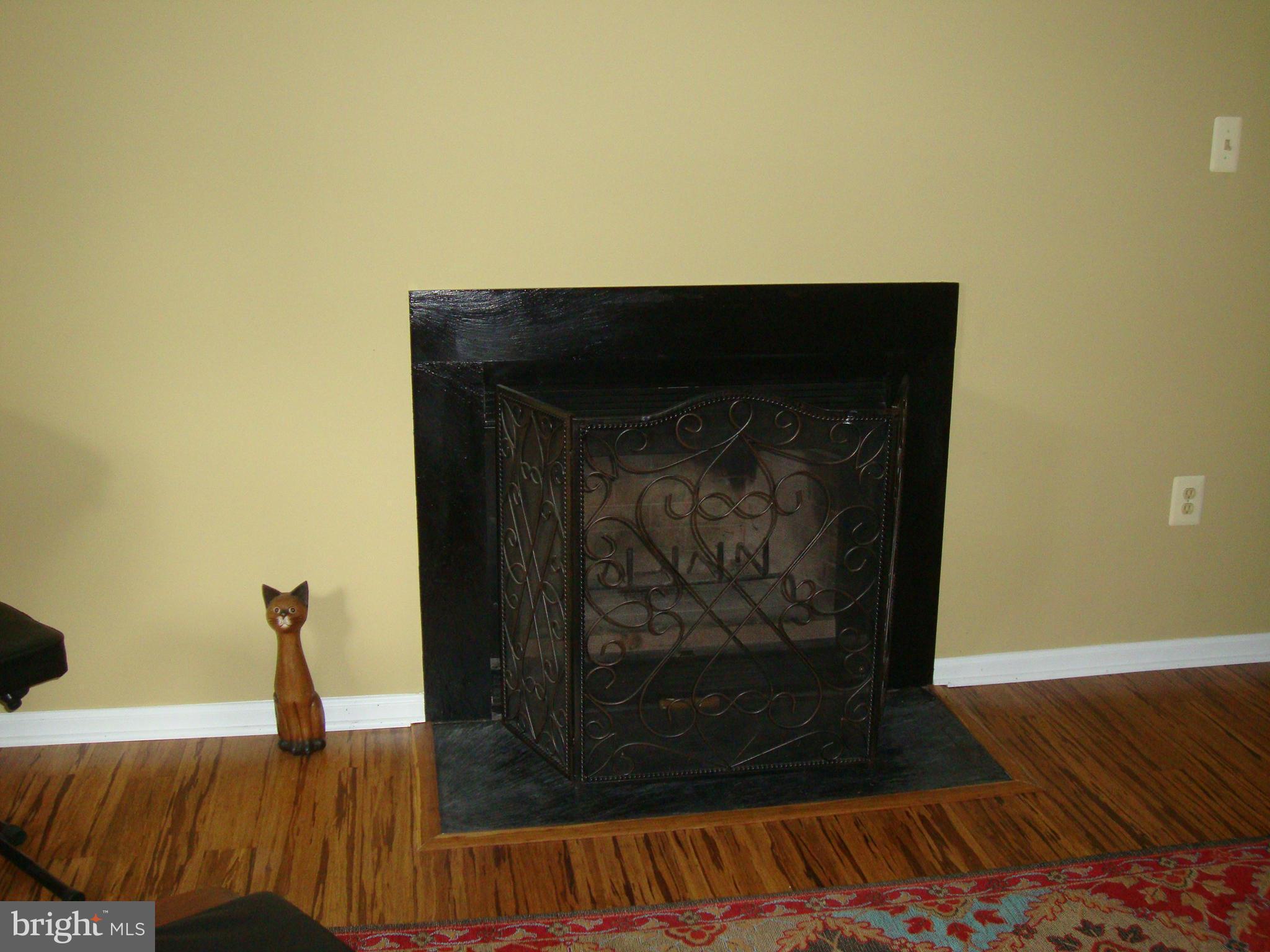 GREENMONT - Residential Lease